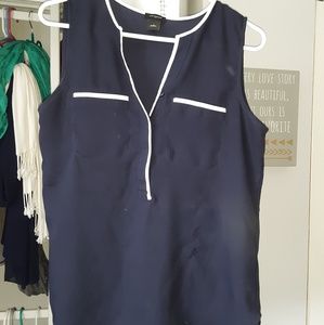 Navy sleeveless shirt